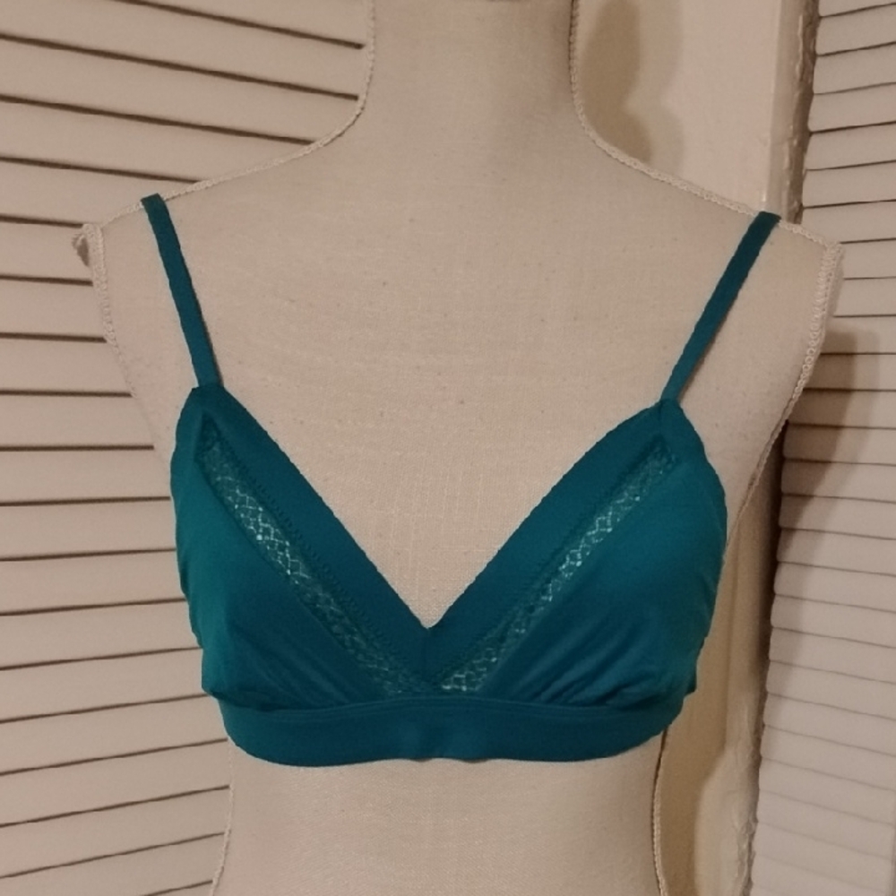Victoria's Secret Teal Bralette with Lace Detail - Picture 2 of 5